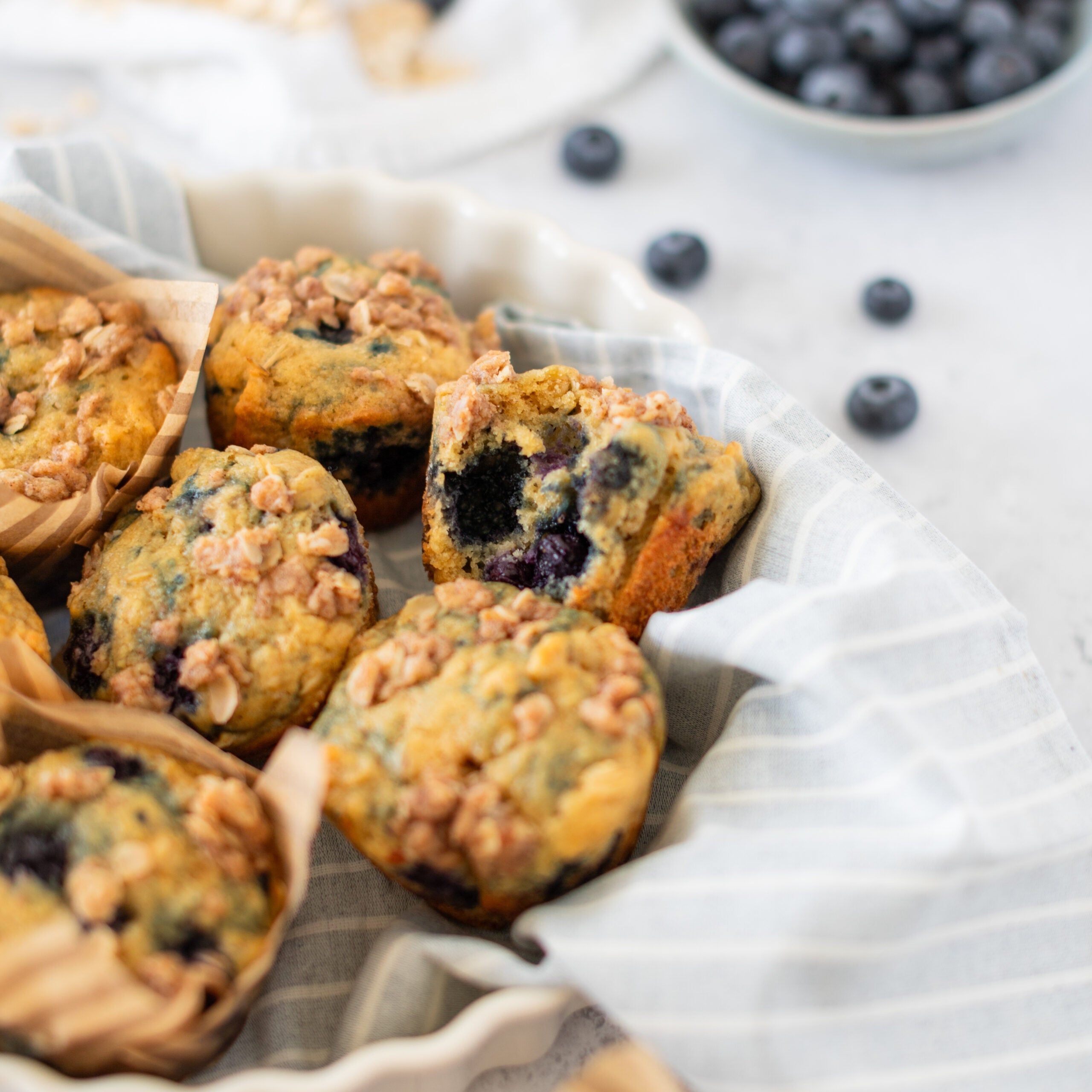 blueberry oatmeal muffins
