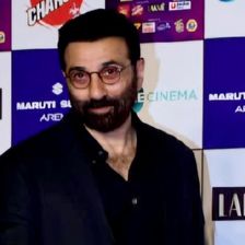 Sunny Deol in tinted glasses at an awards event