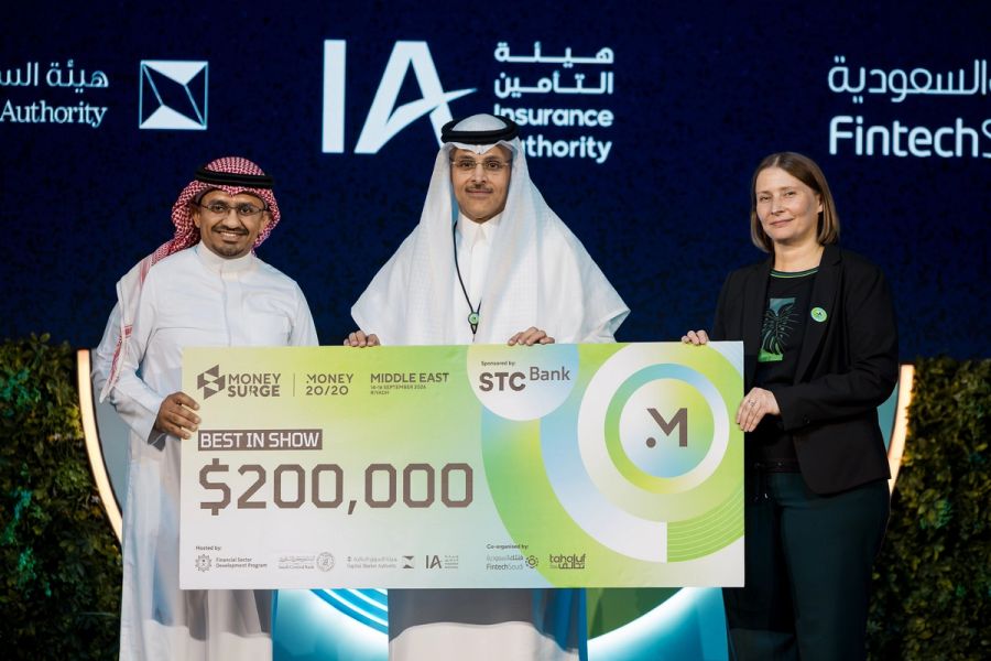 Tanami receiving the Best in Show cheque at Money20/20 Middle East