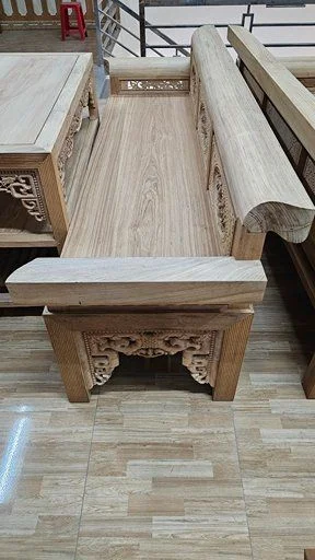 Góc cạnh bên thân ghế trường kỷ gỗ gụ Lào Đồ Gỗ Trọng Hiếu.