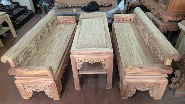 Bí Quyết Chọn Trường Kỷ Gỗ Gụ "Chuẩn"