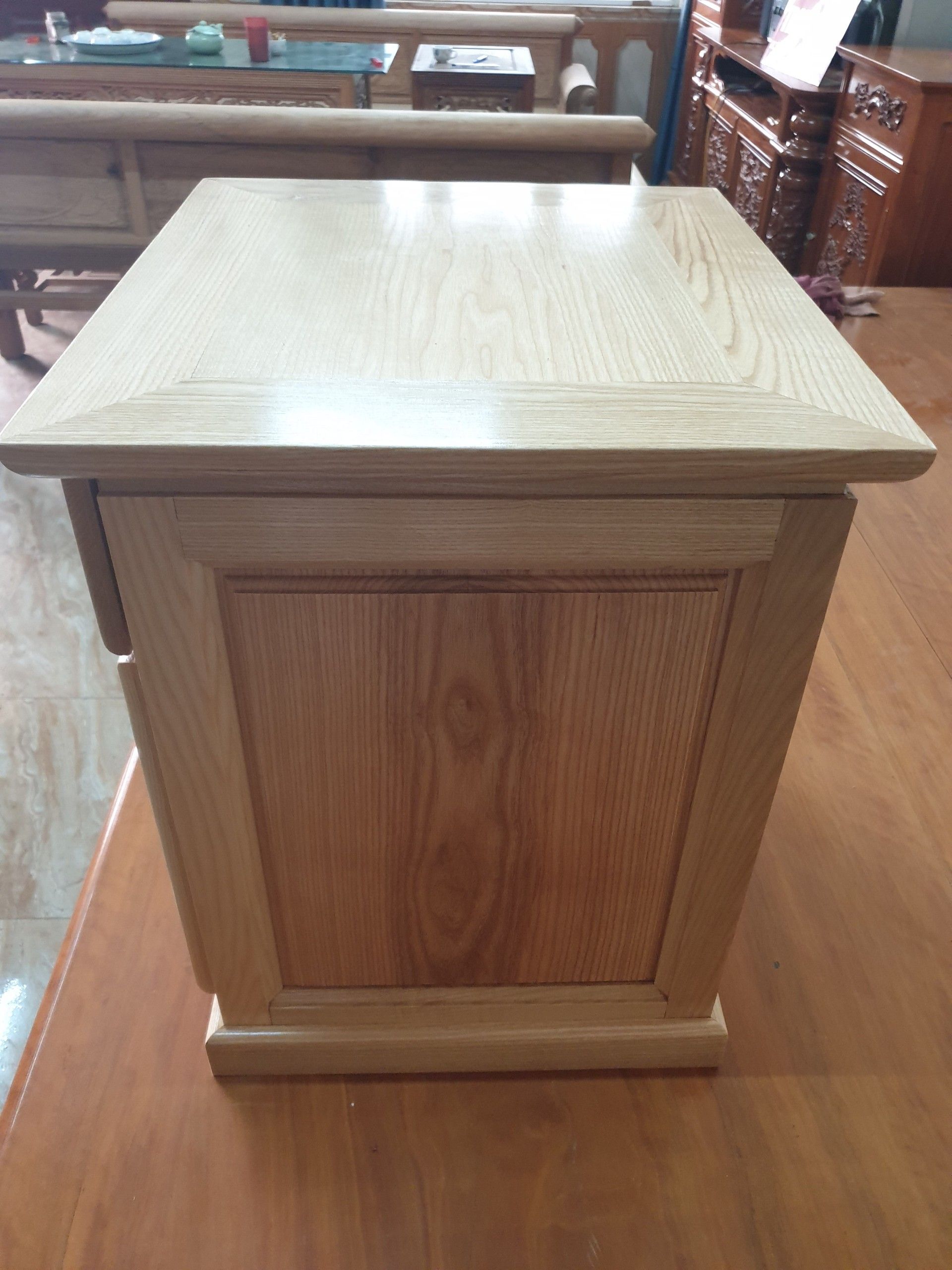 góc ngang tủ kệ đầu giường gỗ tần bì