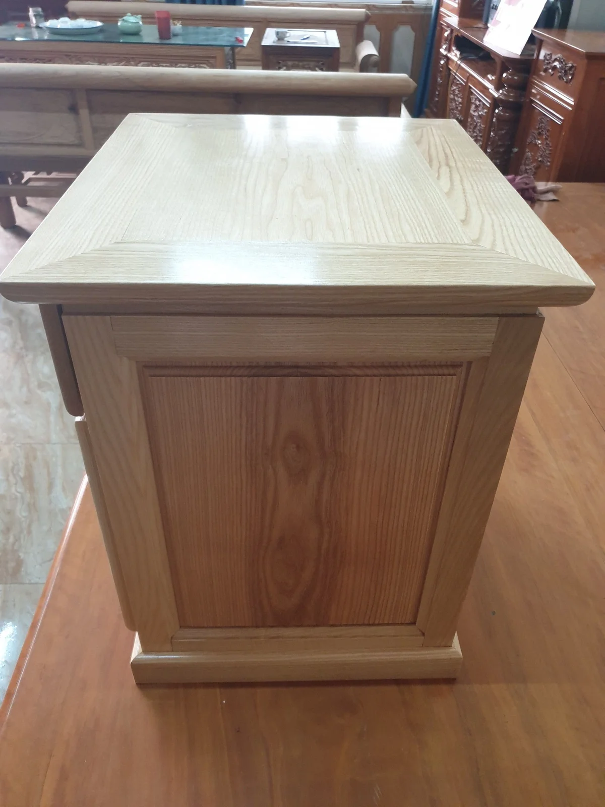 góc ngang tủ kệ đầu giường gỗ tần bì