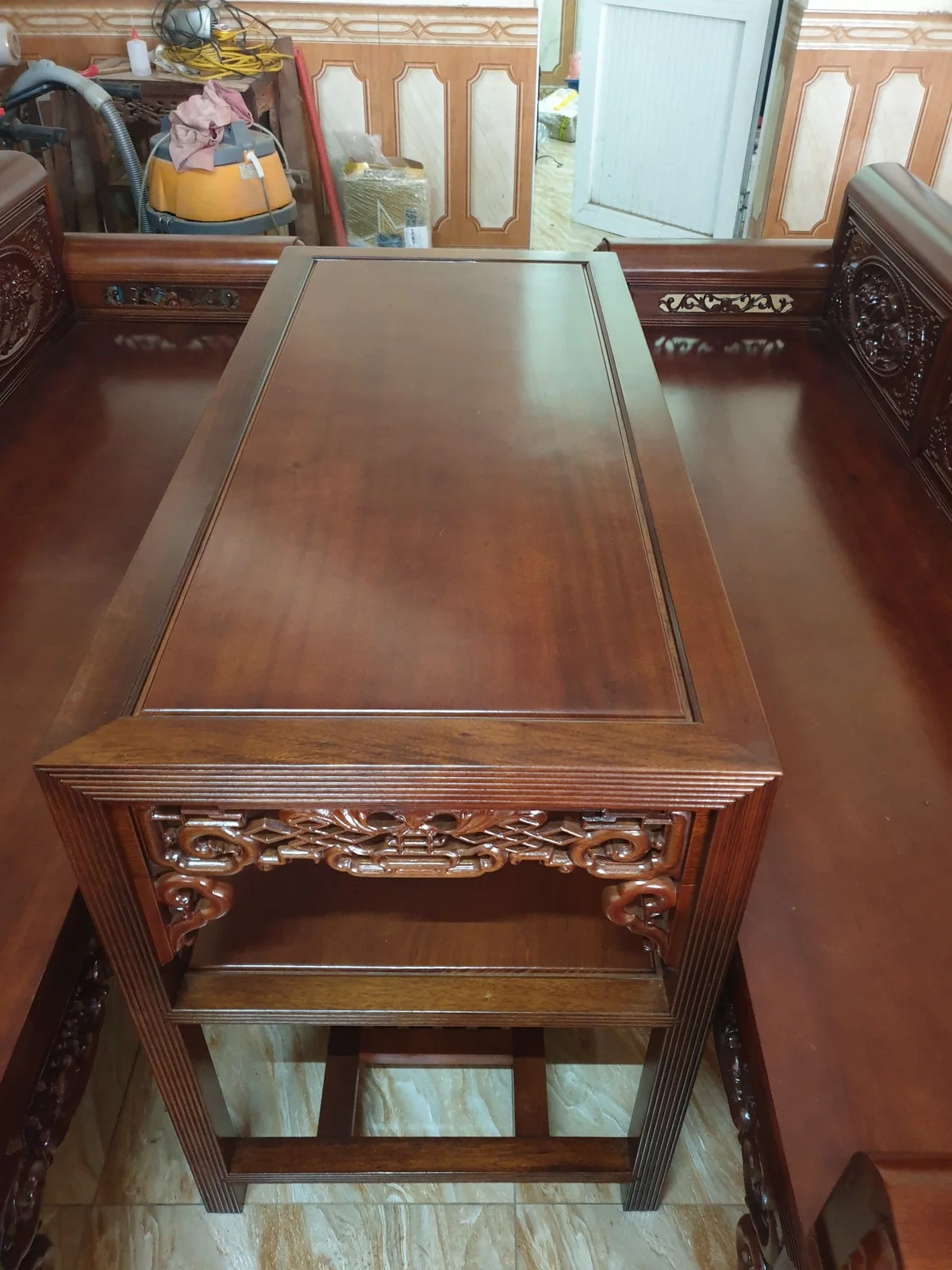 Trường kỷ gỗ gụ Lào 1m97 Đồ Gỗ Trọng Hiếu, hiển thị toàn bộ chiều dài.