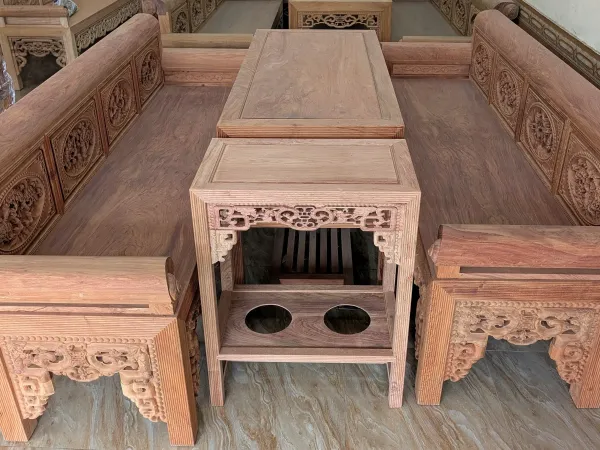 Bộ trường kỷ gỗ hương đá 2m19 chân 12 chỉ hàng đại màu mộc vân gỗ cực đẹp tại Đồ Gỗ Trọng Hiếu