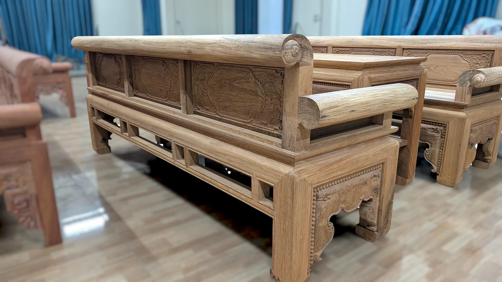 Ảnh 5 - Trường Kỷ Gỗ Gụ Lào 2m37 Tựa Trơn 3 Lô Chân 11