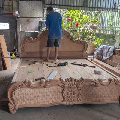 Giường gỗ gõ đỏ 1m8x2m vai dày 8cm hàng mộc tại xưởng Đồ Gỗ Trọng Hiếu