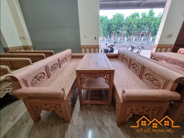 Bộ Trường Kỷ Đại gỗ Hương Đá đục tay thủ công tại xưởng Đồ Gỗ Trọng Hiếu.