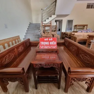 Bộ trường kỷ gỗ gụ Lào đục tay thủ công từ Đồ Gỗ Trọng Hiếu.