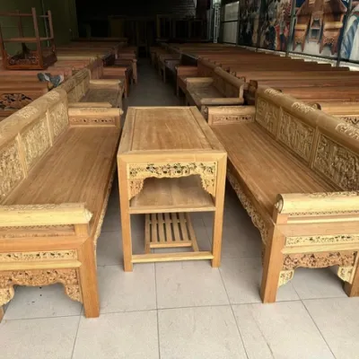 Trường kỷ gỗ gụ đục tay tích Tam Quốc chế tác tại Đồ Gỗ Trọng Hiếu.