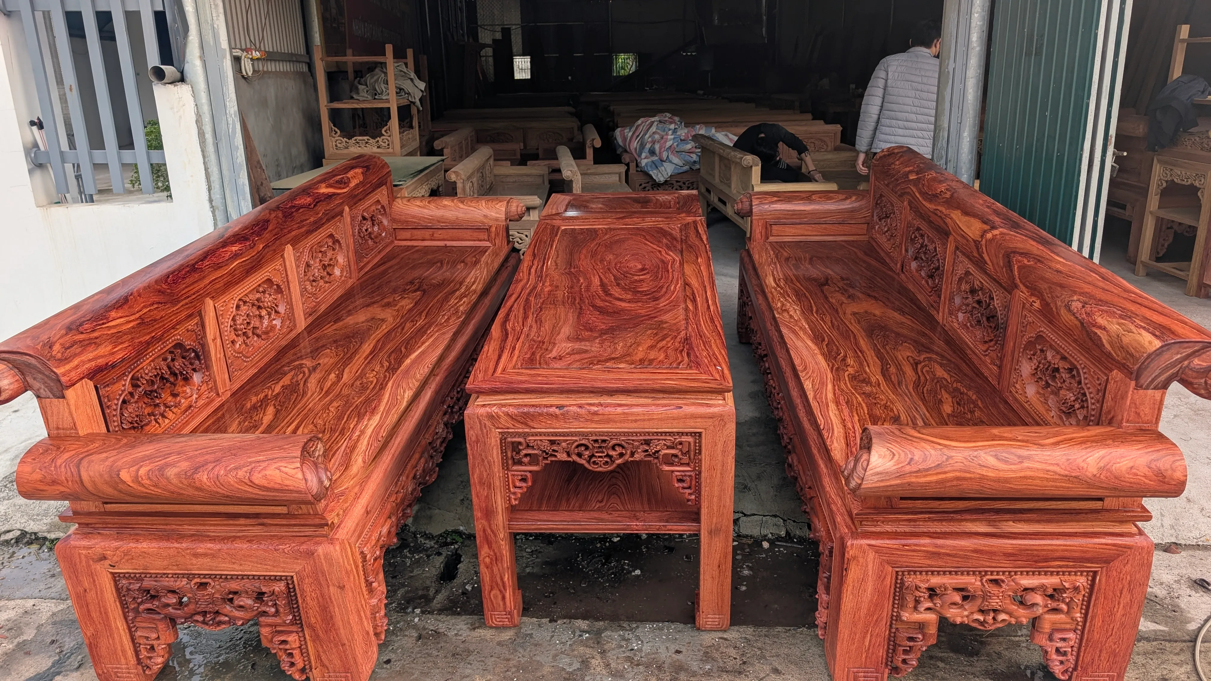 truong-ky-go-huong-da-van-da-cao-cap-tai-xuong