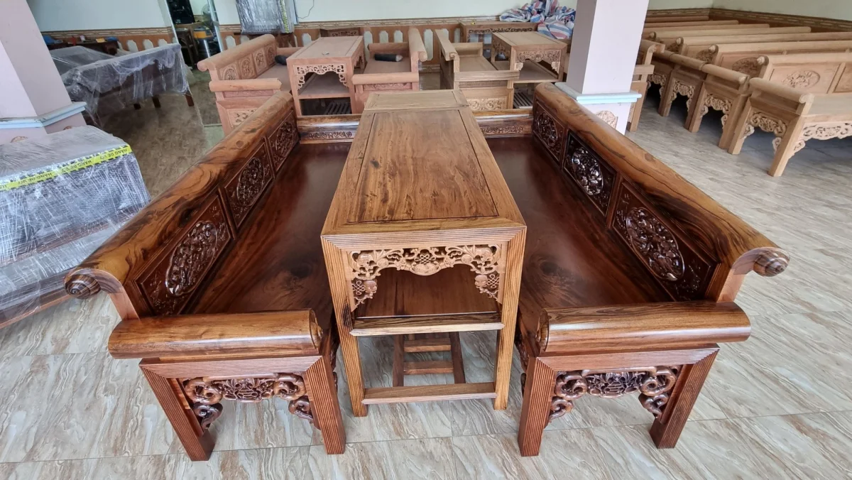 Góc nhìn cận cảnh trường kỷ gỗ gụ Ta Quảng Bình Đồ Gỗ Trọng Hiếu.