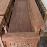 Bàn trường kỷ gỗ hương đá 61x137cm chân 9 chỉ chắc chắn và tinh xảo.