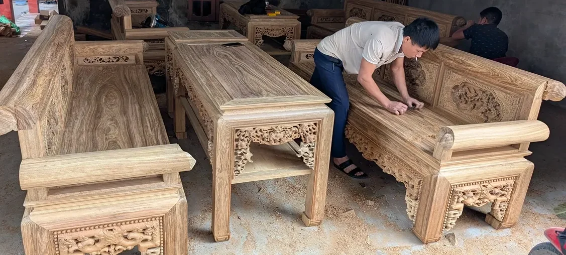 Trường Kỷ Gỗ Gụ Lào Chân Vấu 2m37 Chân 10cm, Vân tuyển chọn