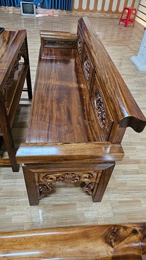 mặt ngồi trường kỷ gỗ gụ quảng bình vân gỗ đẹp tự nhiên