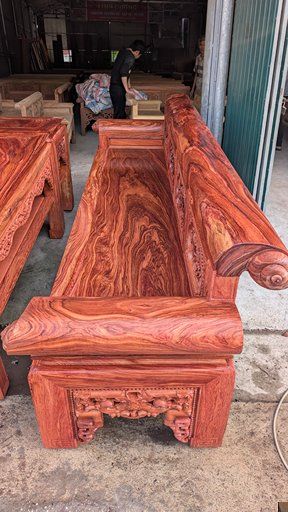 Toàn cảnh bộ trường kỷ đại gỗ hương đá dài 2m81 chân 13 Đồ Gỗ Trọng Hiếu.