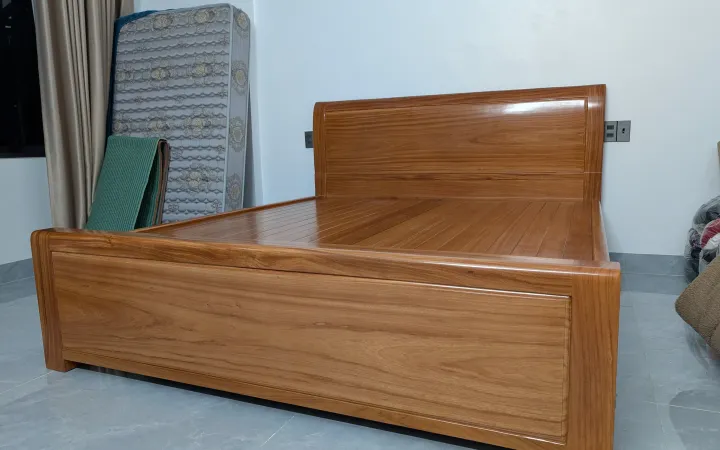Bàn giao 3 giường gỗ gụ cho chị Dung tại Nam Định