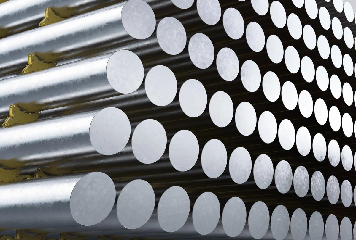heap-shiny-aluminium-billets-factory