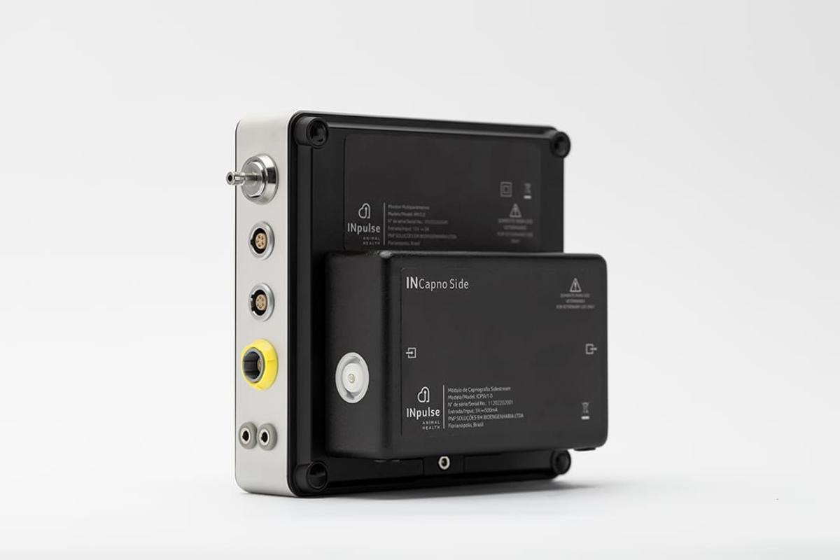 Monitor multiparamétrico veterinário INmonitor com portas de SpO₂, ECG, ETCO₂ e temperatura