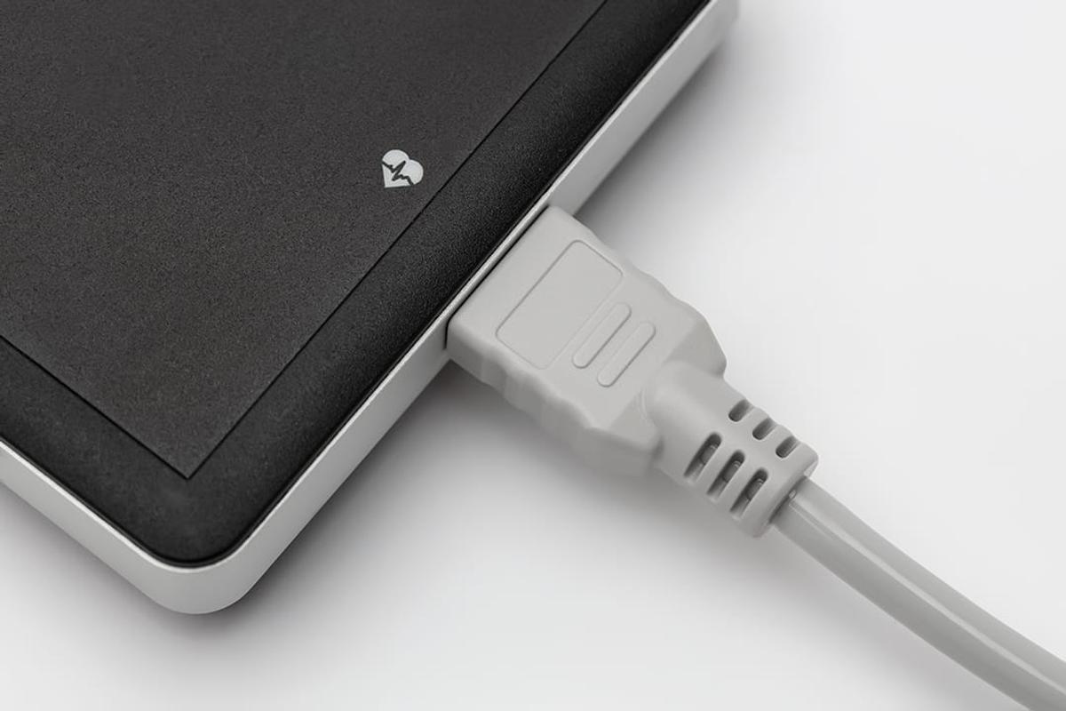 Eletrocardiógrafo veterinário INcardio X: aparelho, kit e conectividade