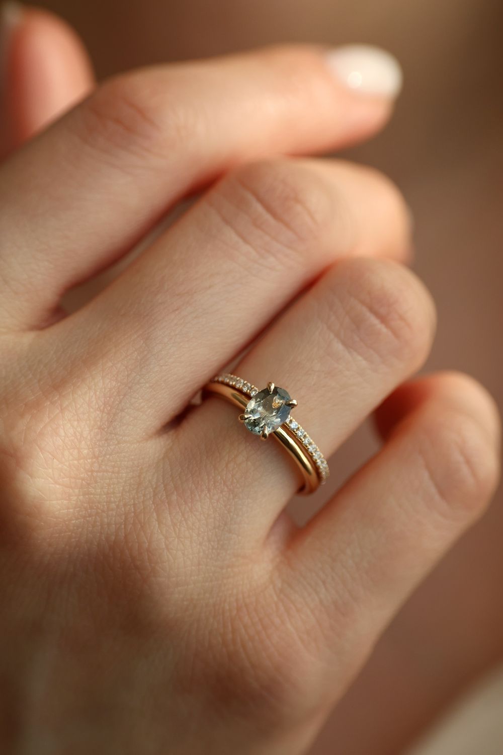 Sapphire set in 14K yellow gold