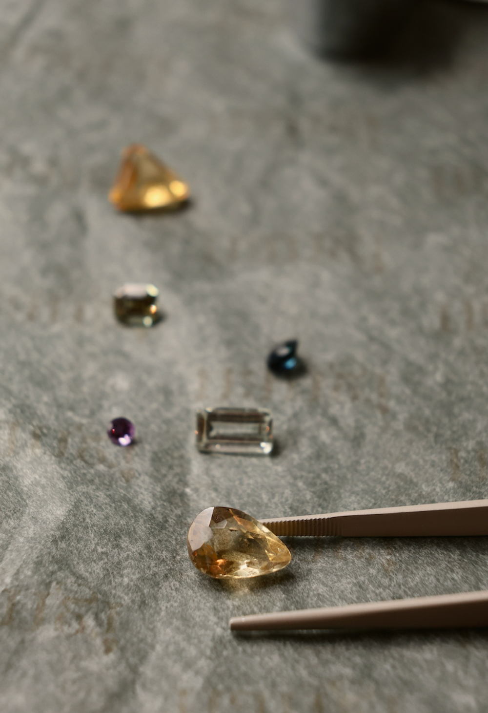 Nangi gem stones