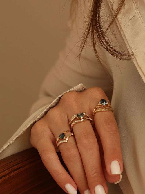 Newsflash: Not All Sapphires Are Blue