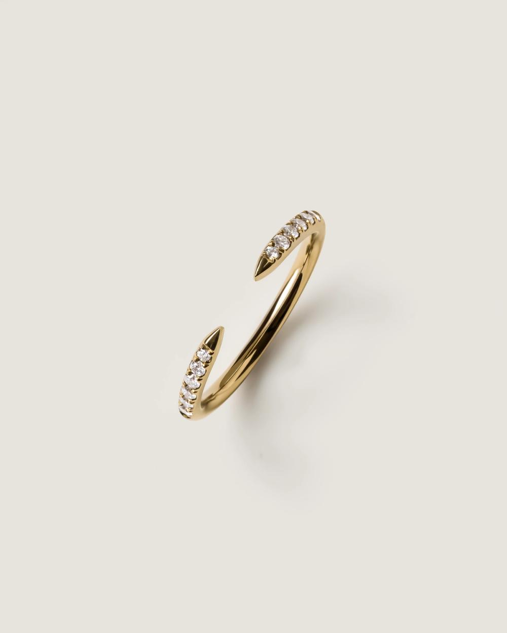 Lab-grown diamond ring from Nangi 