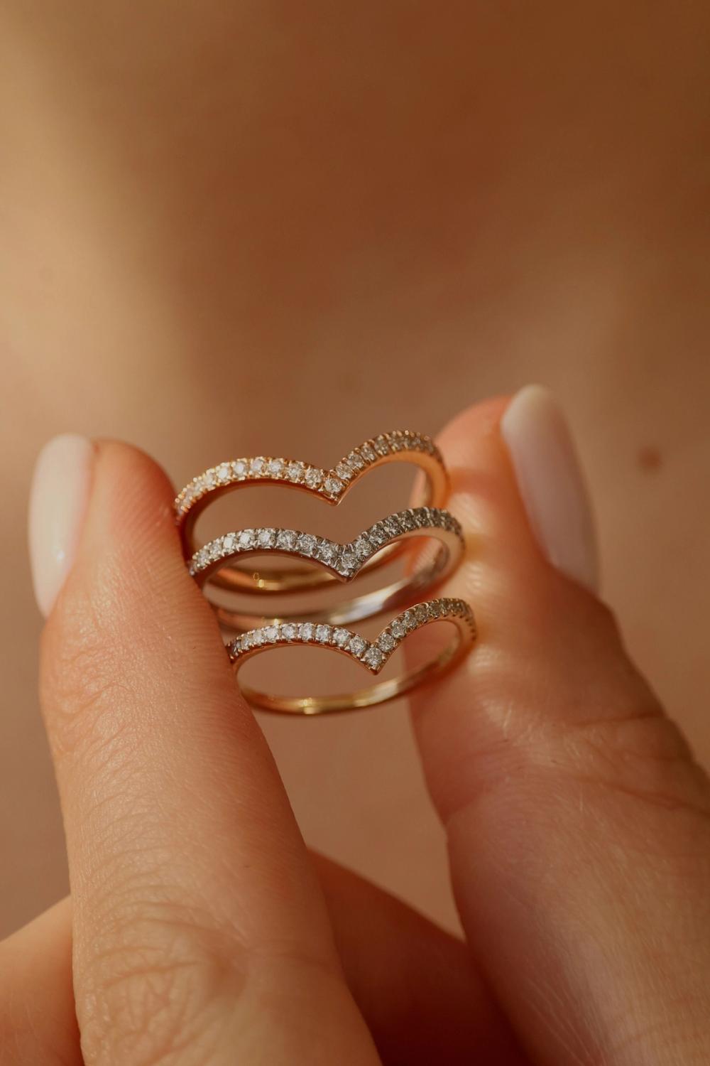 Nangi Diamond Swan Tail