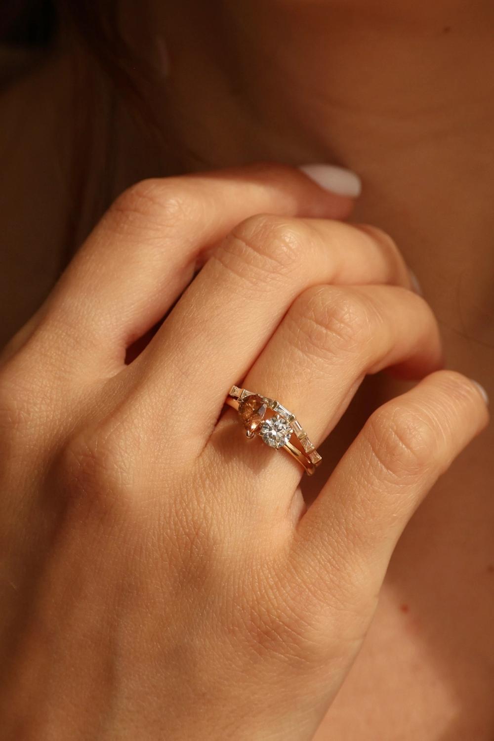 Tourmaline solid gold ring