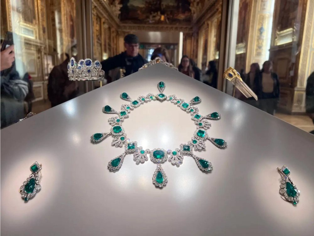 Louvre heist nangi fine jewelry