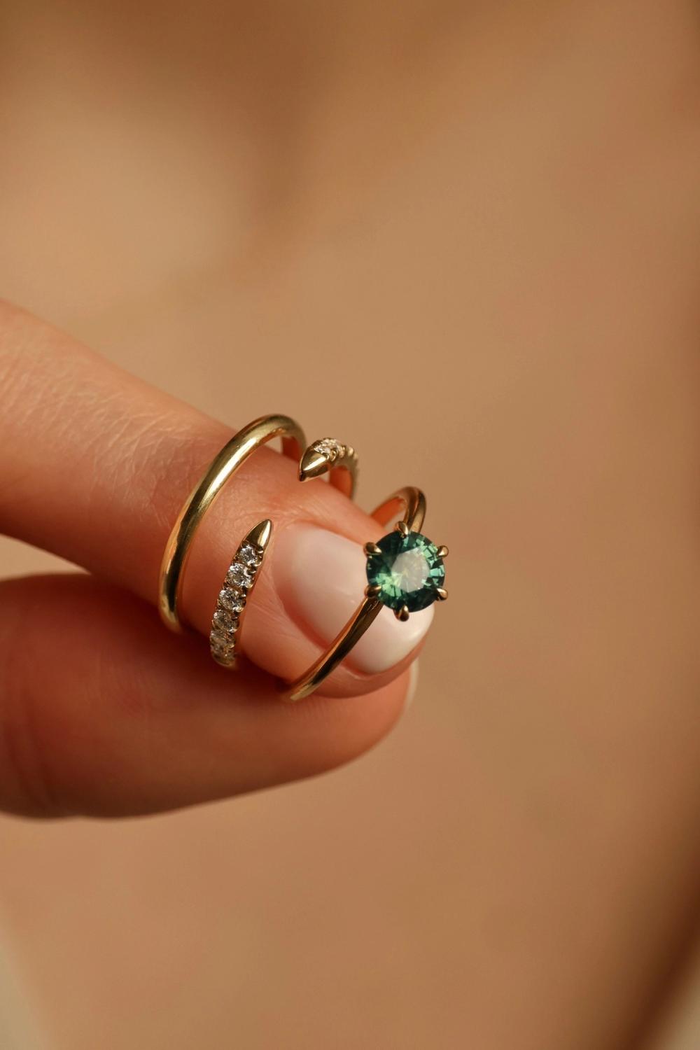 Fargerike safirringer