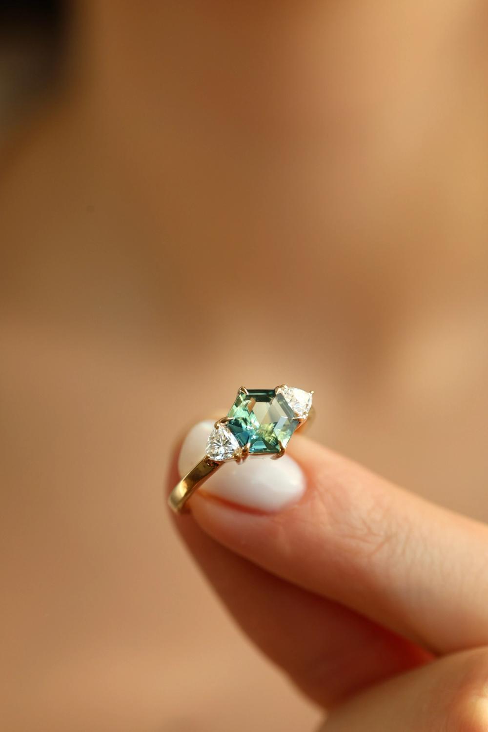 unique bi-colored green and blue sapphire ring yellow gold