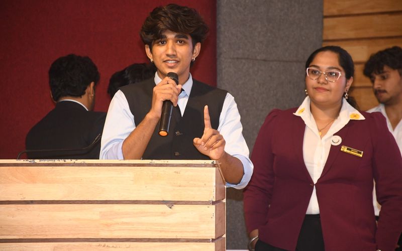 Public Speaking is a Skill - why every student should learn it?