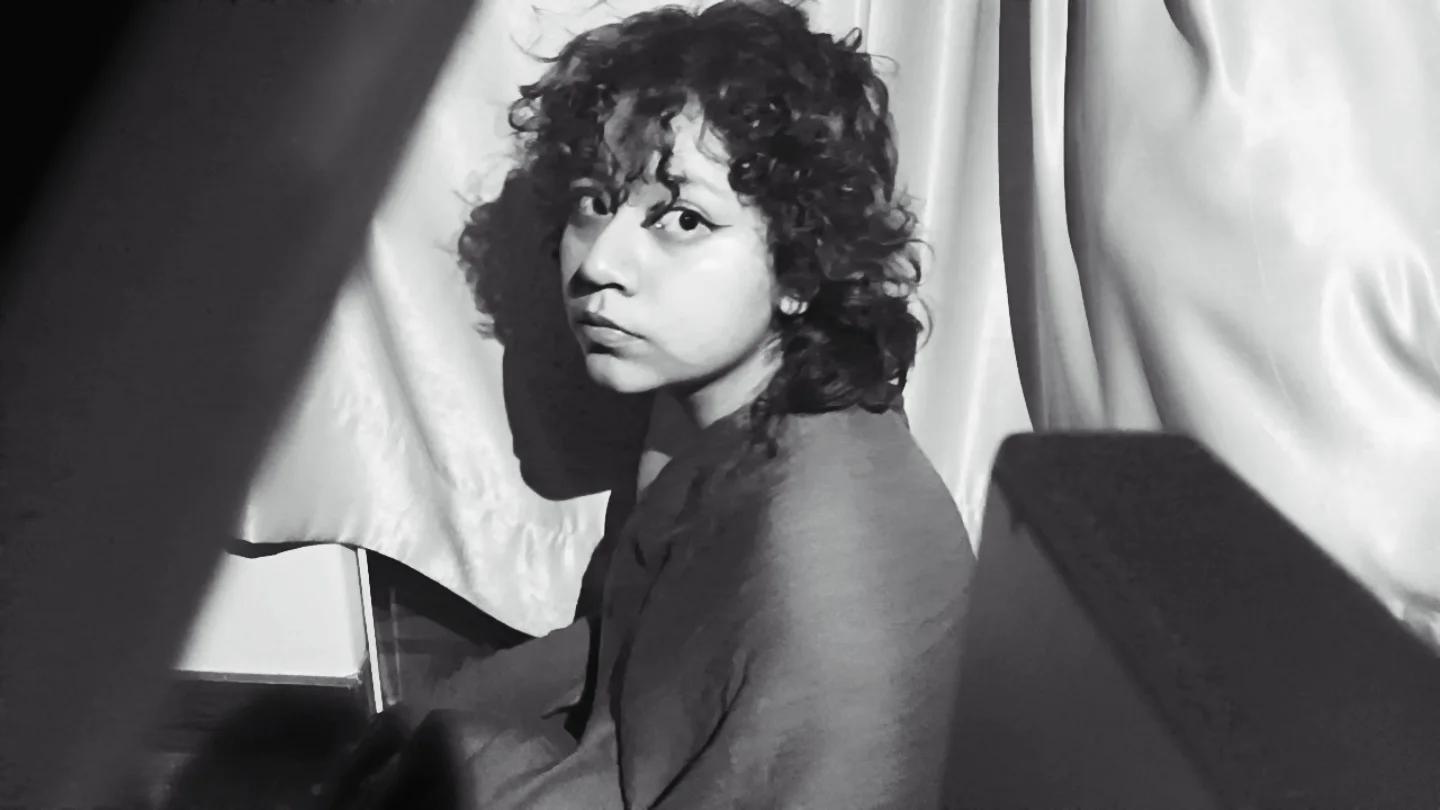 Mia Niko 