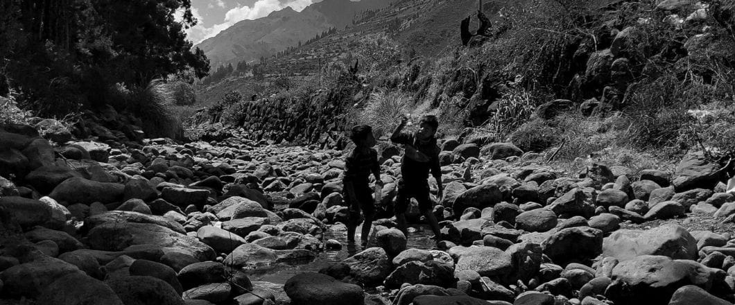 CHALLWAKUY (LOS NIÑOS PESCADORES DE QOCHOQ)