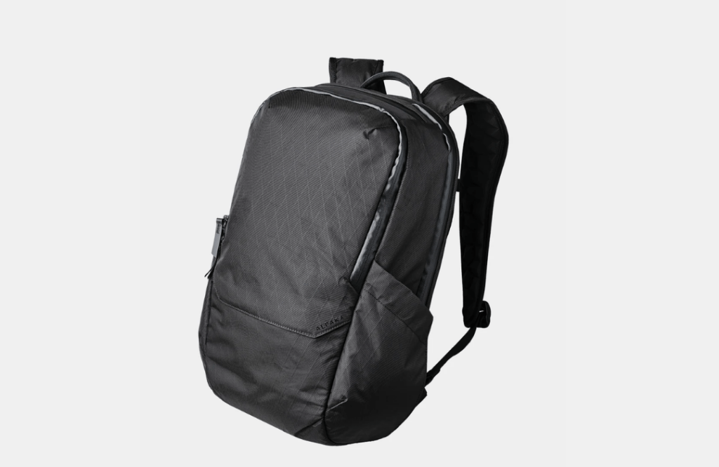Our Full ALPAKA Elements Backpack Pro Review