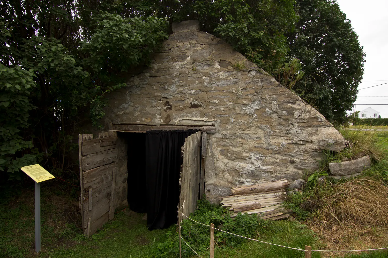 La Citerne, Verni par Alexis Bellavance