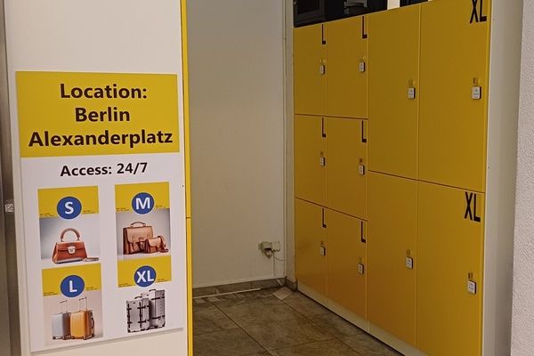 Luggage Storage Berlin Alexanderplatz: Safe and Convenient!