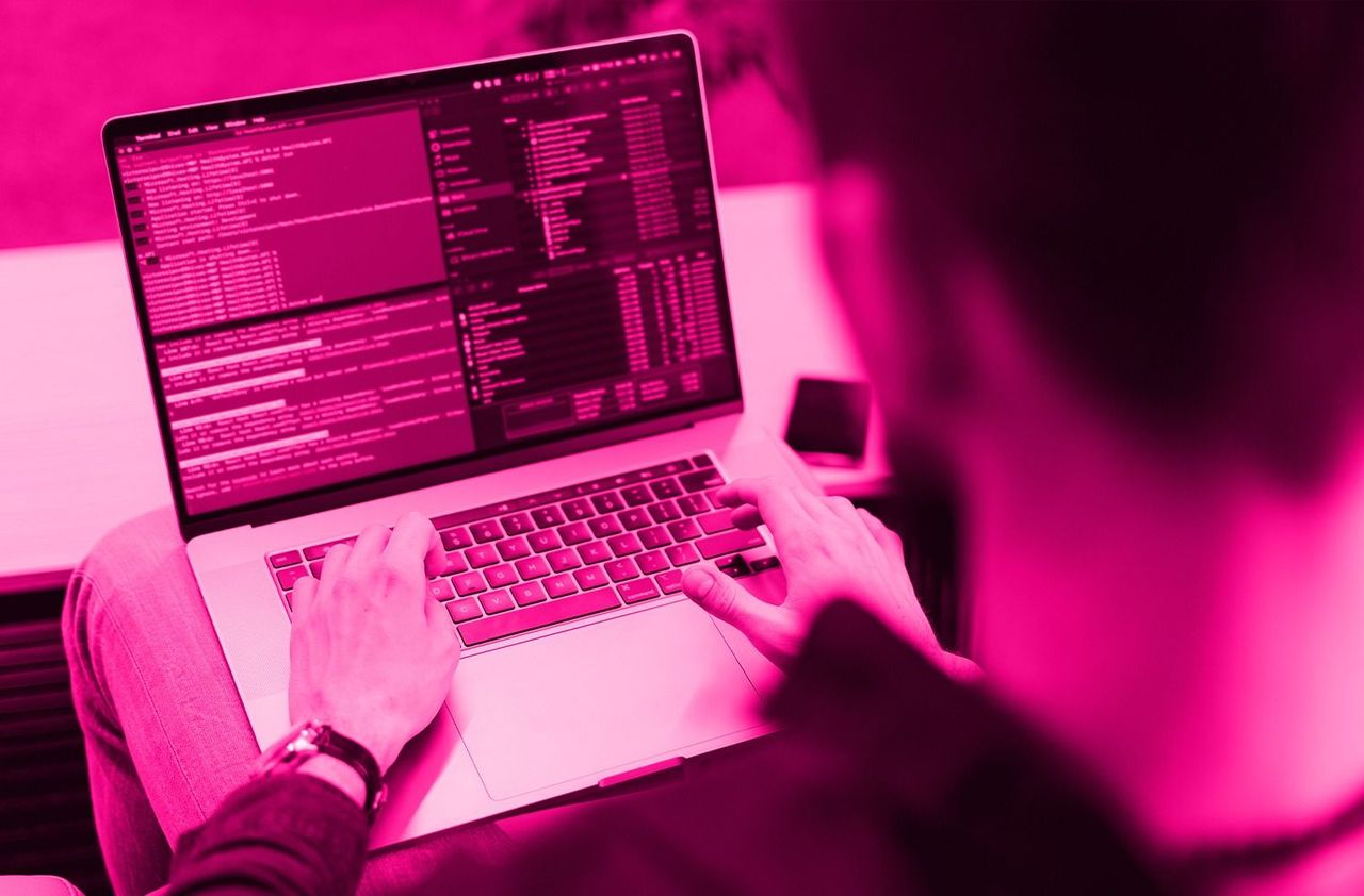 How to Choose the Best Full Stack Development Expert