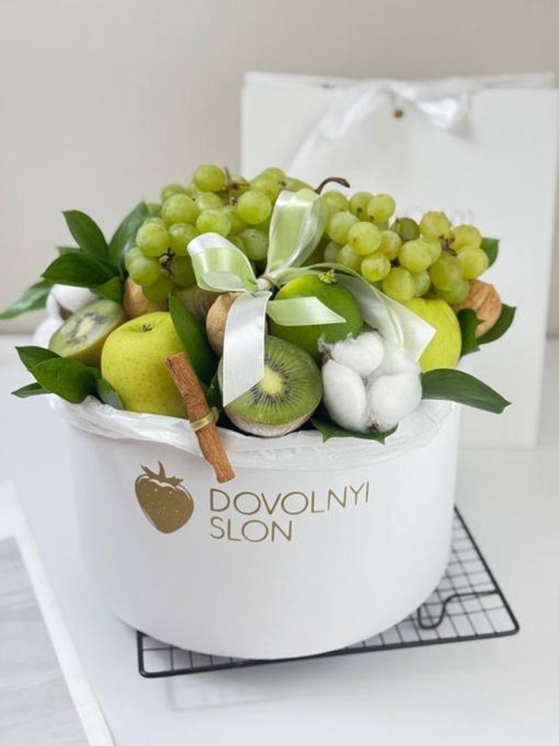 FRESH в шляпной коробке