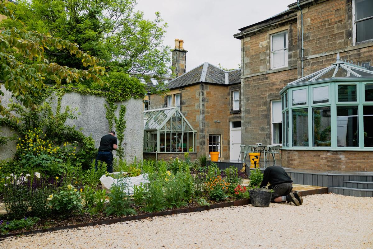 How To Choose A Landscaper In Edinburgh