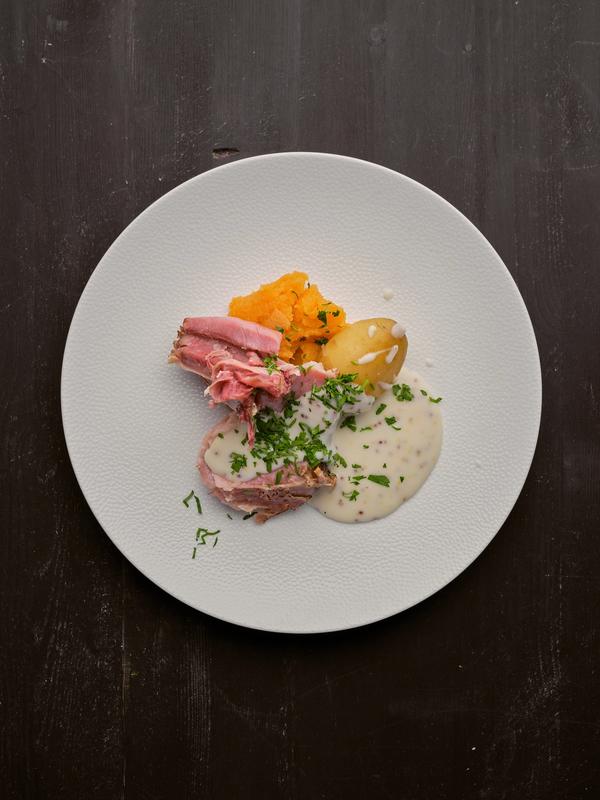 Svineknoke med rotmos