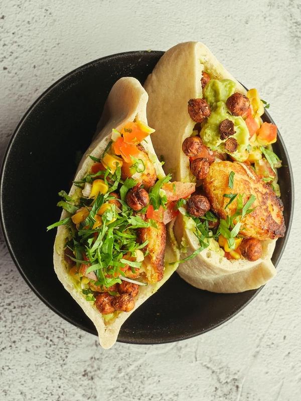 Pita, falafel og guacamole