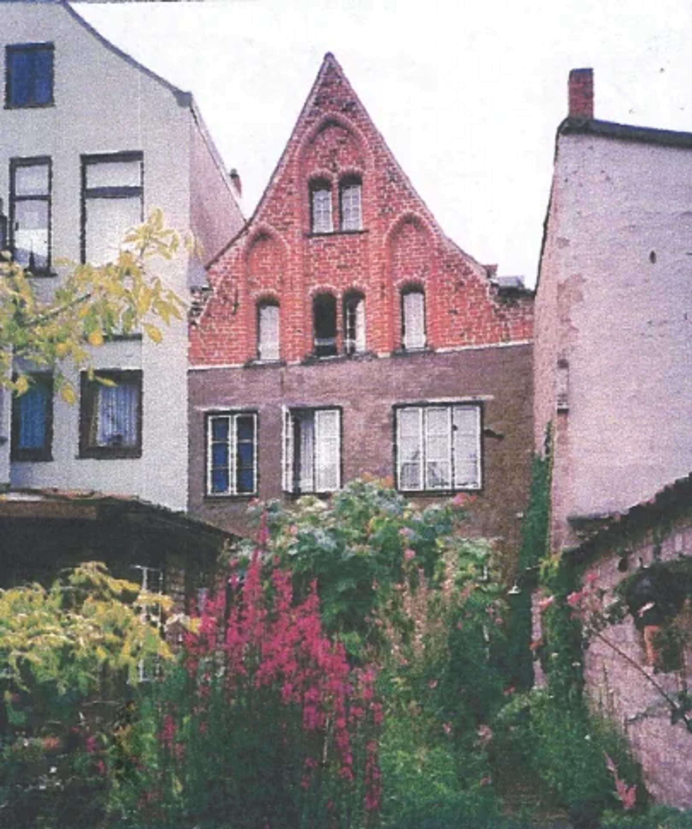 Gartenseite des Wohnhauses der Familie Weerda in der Lübecker Julius-Leber-Straße