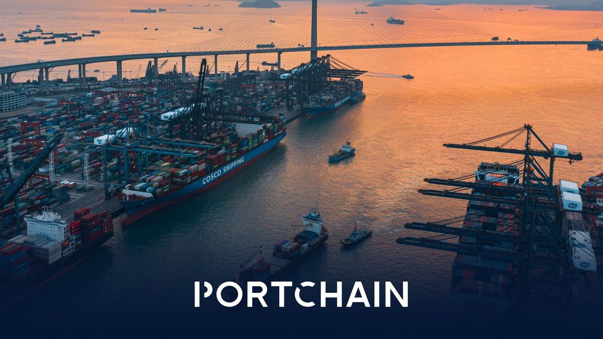 Image of a Harbour with the Portchain logo