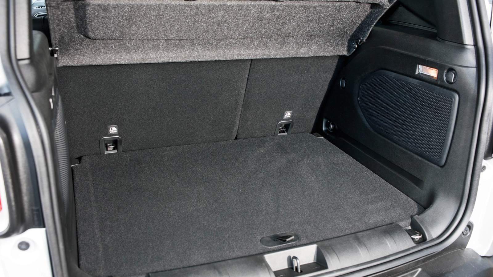 Jeep Renegade boot