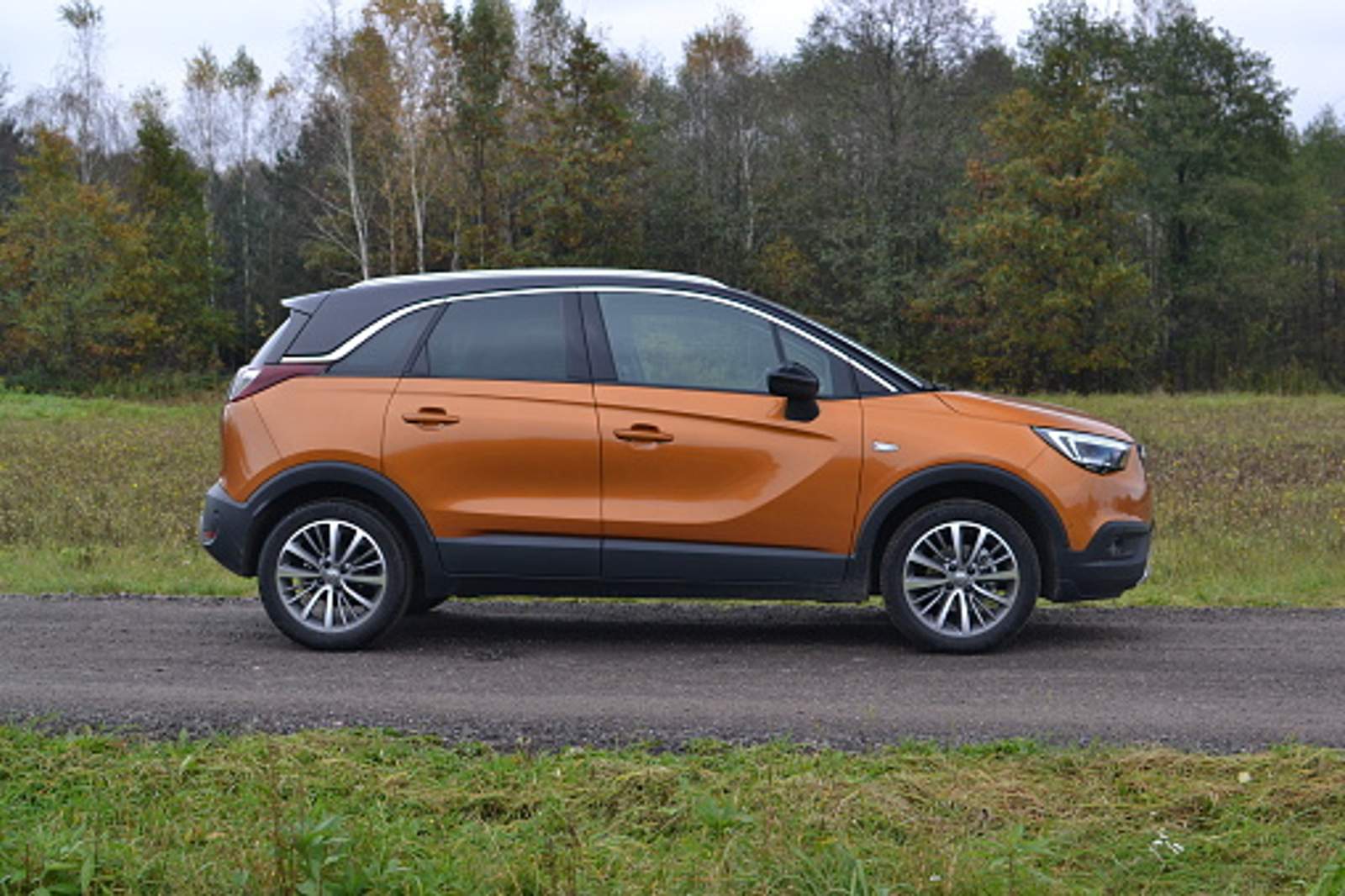 Vauxhall Crossland Orange