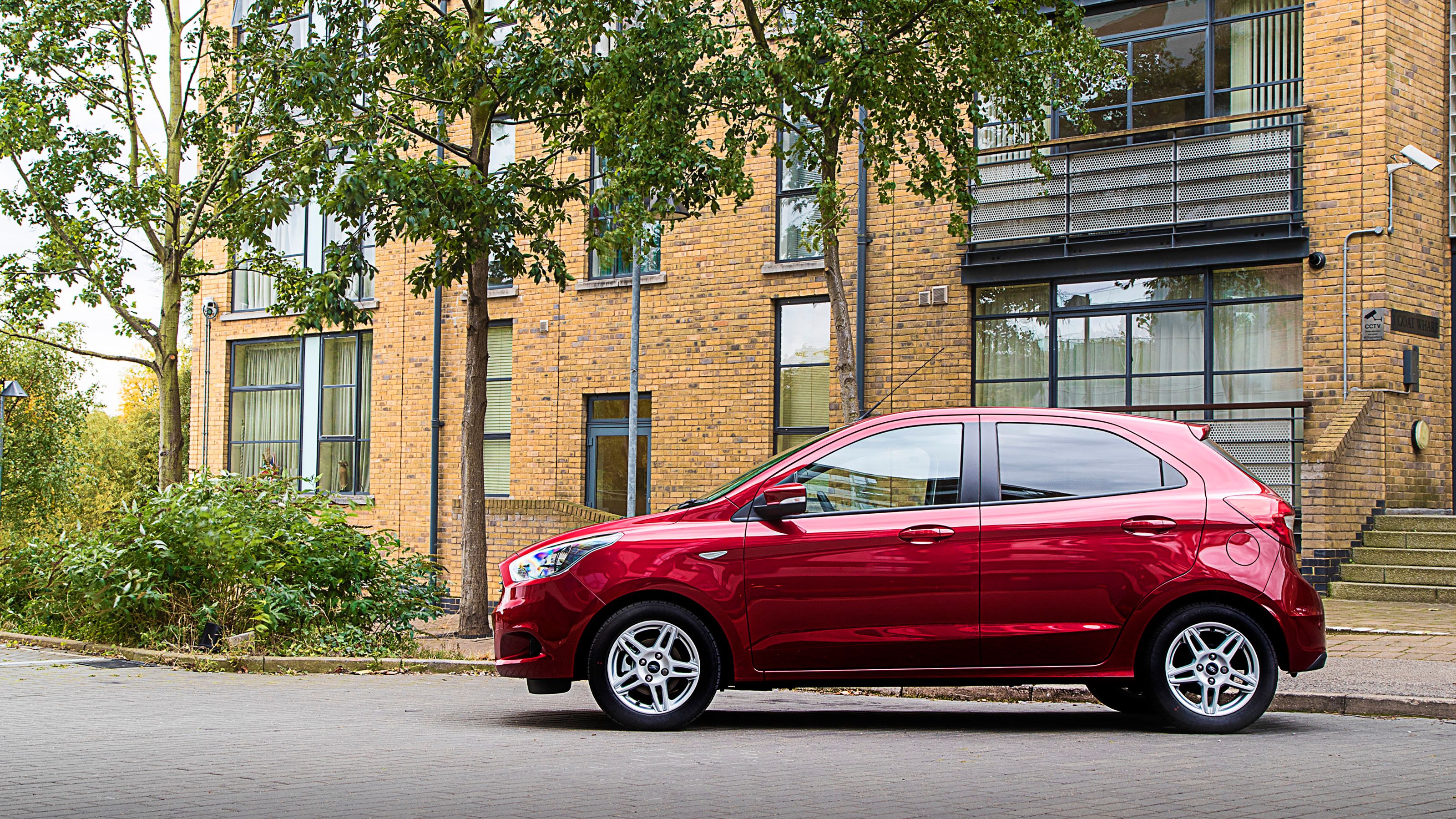 Red Ford Ka+ side
