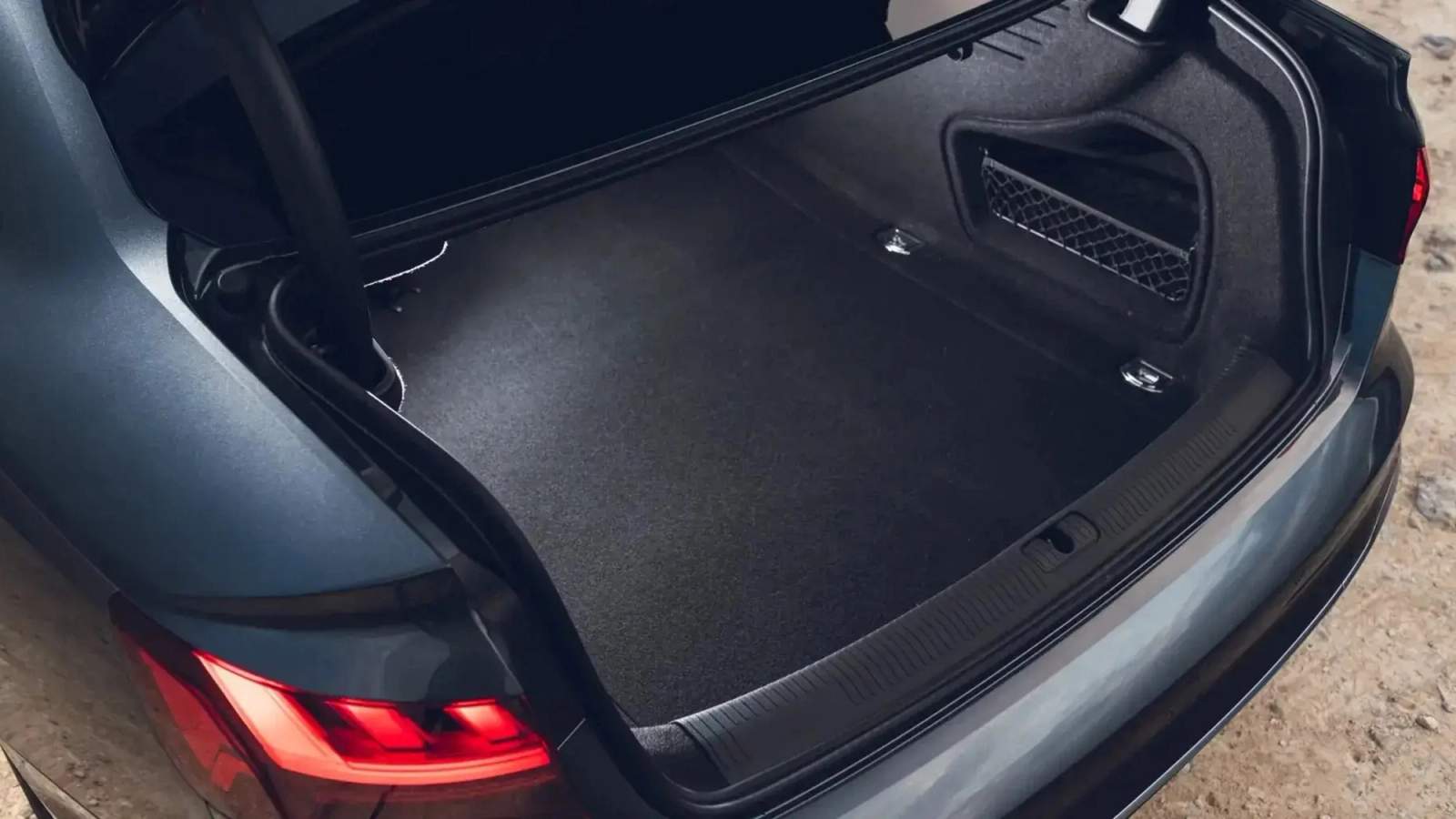 Audi A4 boot